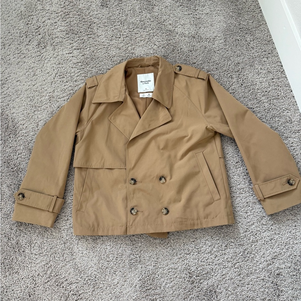 Abercrombie & Fitch Cropped Trench Coat